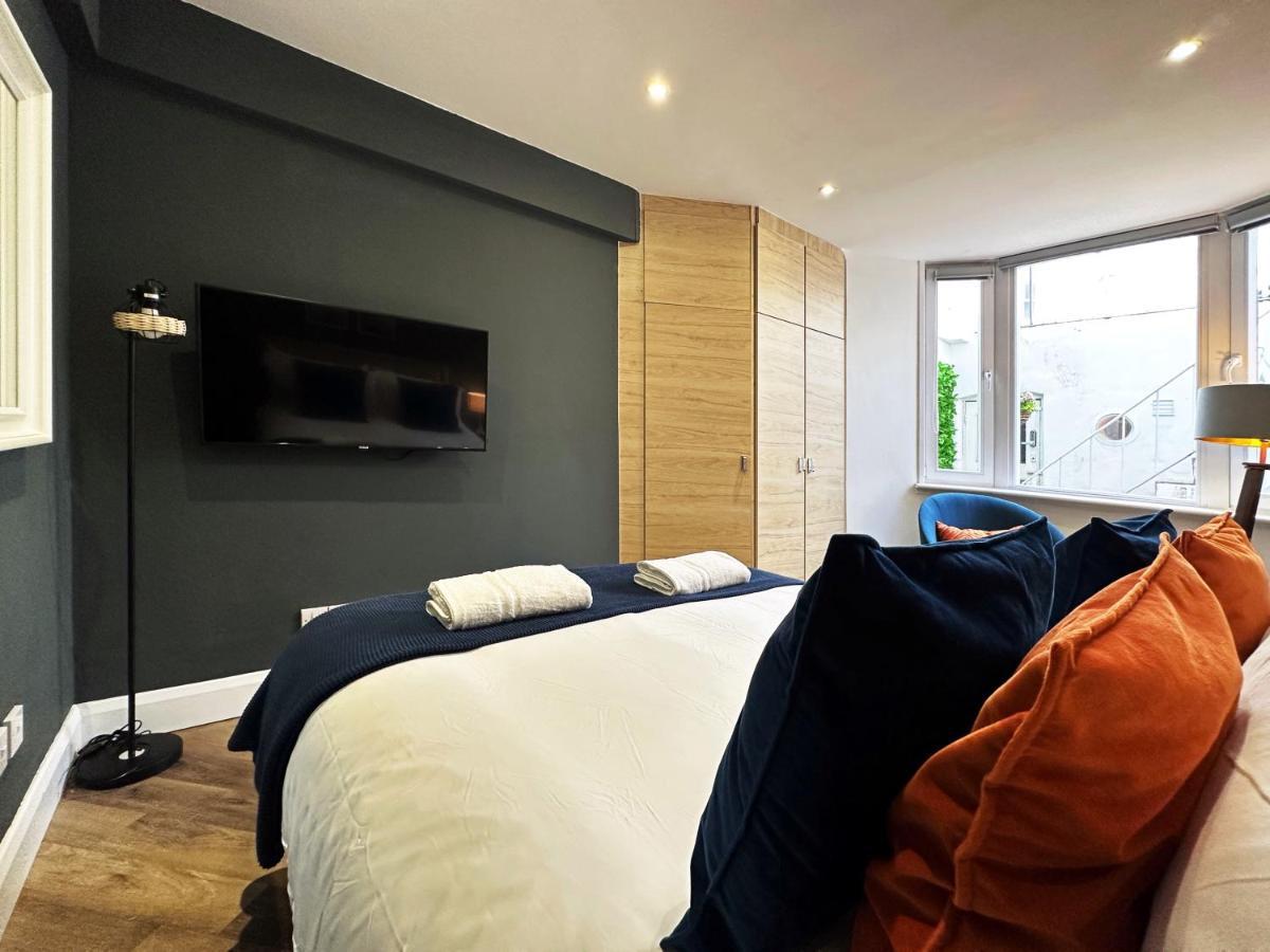 Liam Place Near Hyde Park - 1 Double Bed, 1 Sofa Bed, Spacious Apartment, Private Entrance London Kültér fotó