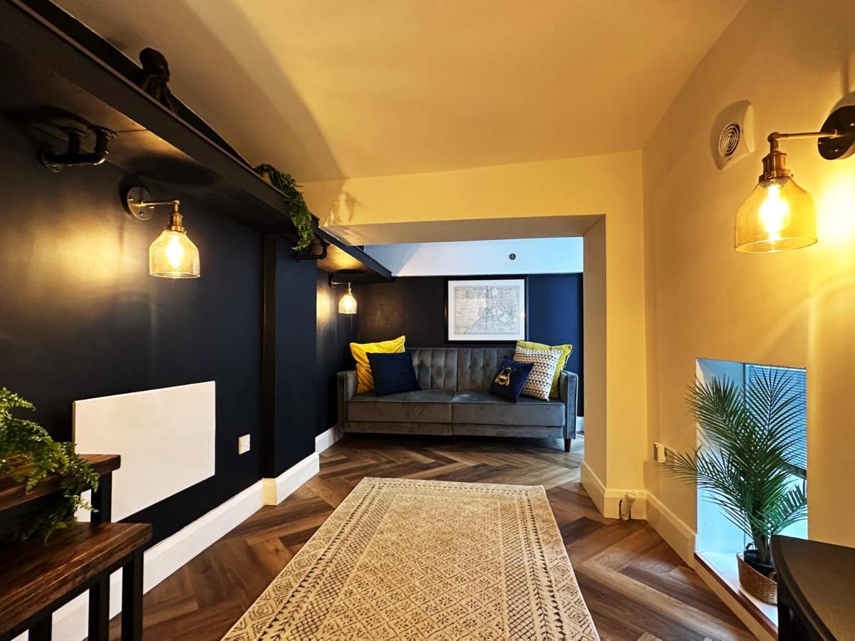 Liam Place Near Hyde Park - 1 Double Bed, 1 Sofa Bed, Spacious Apartment, Private Entrance London Kültér fotó