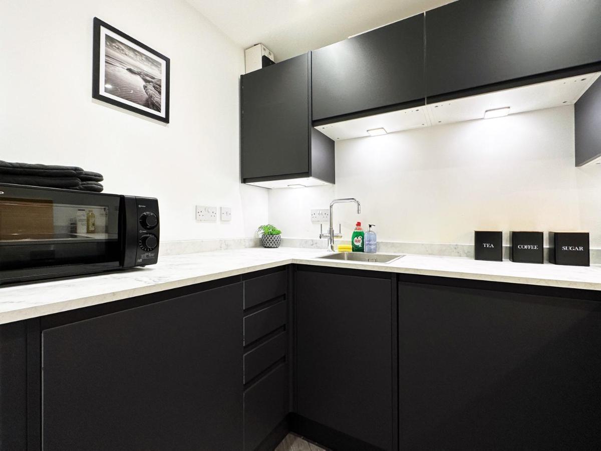 Liam Place Near Hyde Park - 1 Double Bed, 1 Sofa Bed, Spacious Apartment, Private Entrance London Kültér fotó
