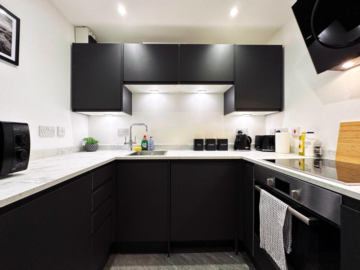 Liam Place Near Hyde Park - 1 Double Bed, 1 Sofa Bed, Spacious Apartment, Private Entrance London Kültér fotó