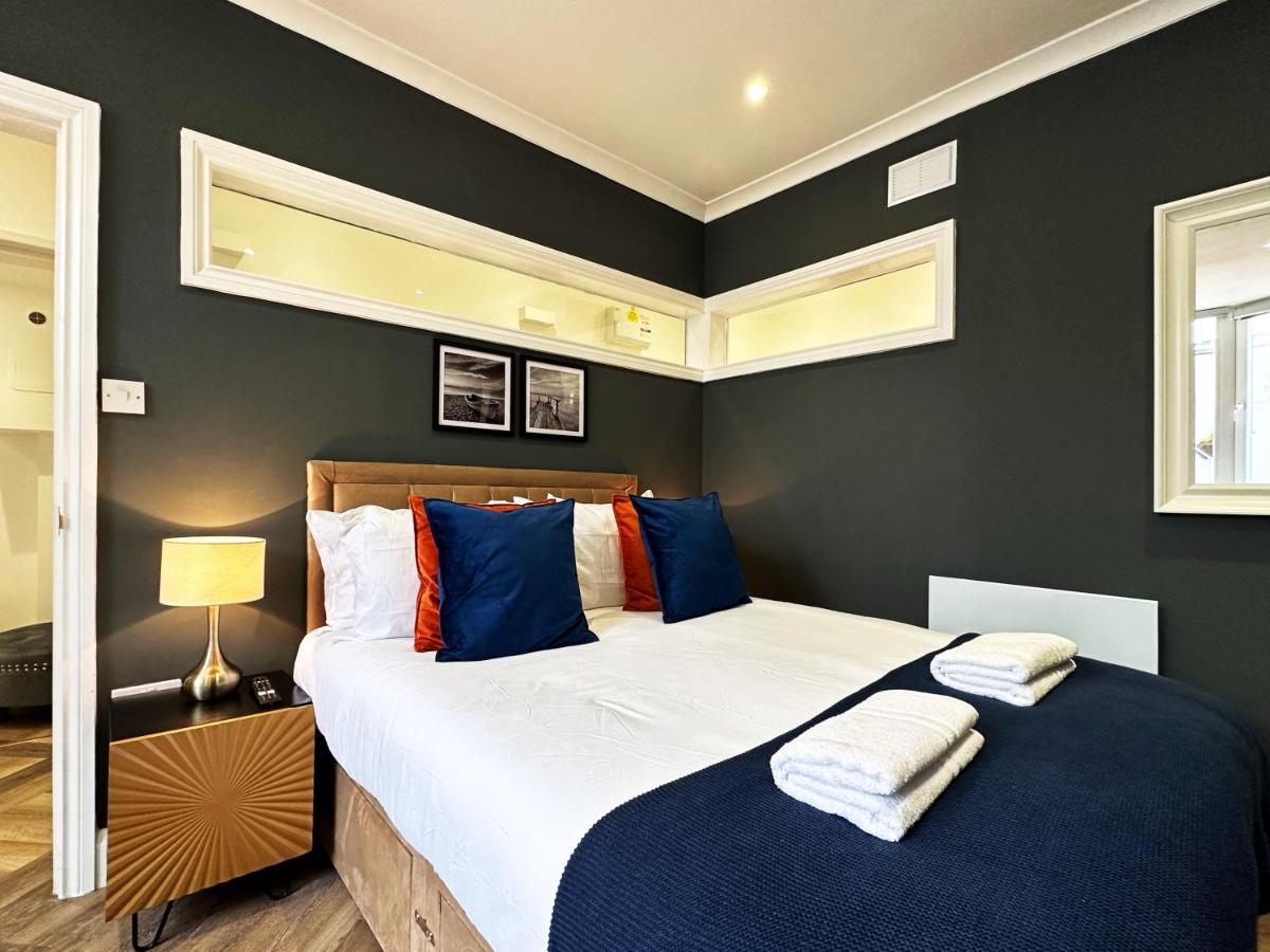 Liam Place Near Hyde Park - 1 Double Bed, 1 Sofa Bed, Spacious Apartment, Private Entrance London Kültér fotó