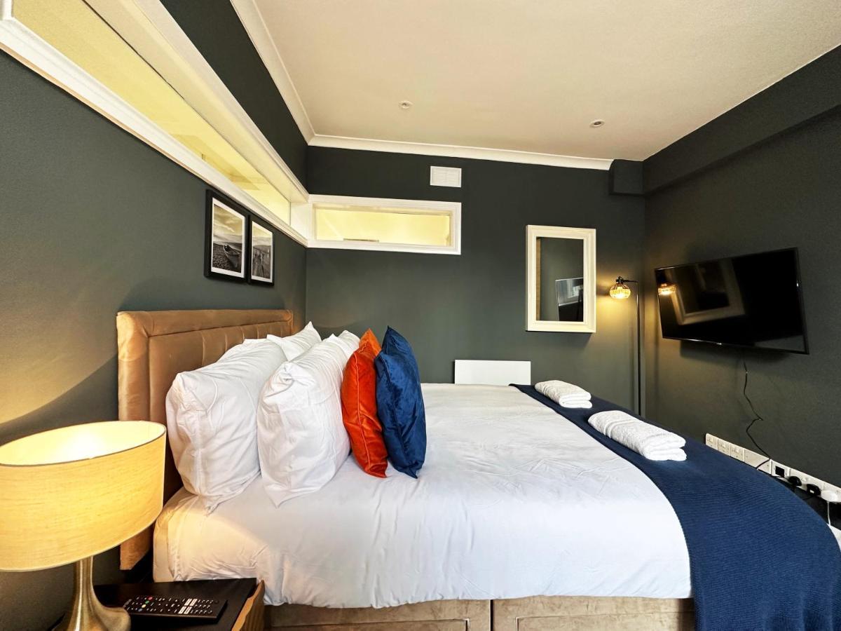 Liam Place Near Hyde Park - 1 Double Bed, 1 Sofa Bed, Spacious Apartment, Private Entrance London Kültér fotó
